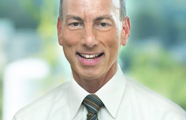 Howard L Quentzel MD