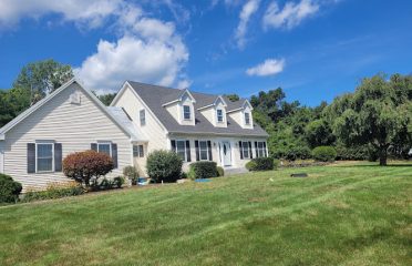 JS and R Roofing Company | Roofer | Siding | Gutters Contractor