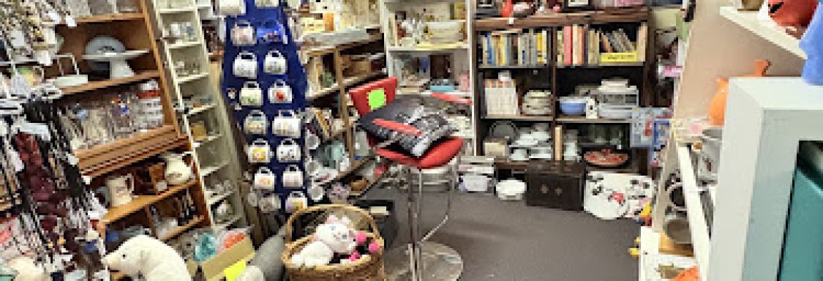 Jeremiah’s Antiques & Collectibles