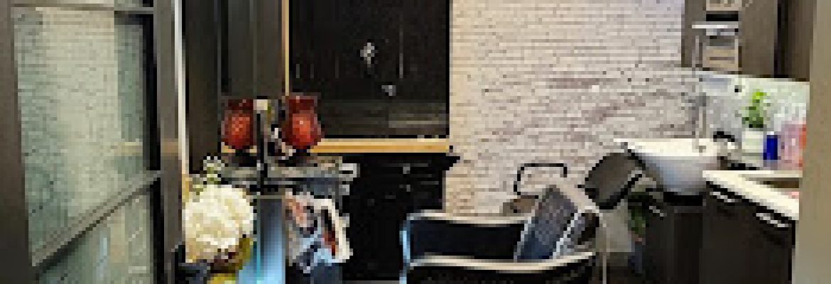 Gina Coloni Independent Hair Stylist at Station Salon Suites