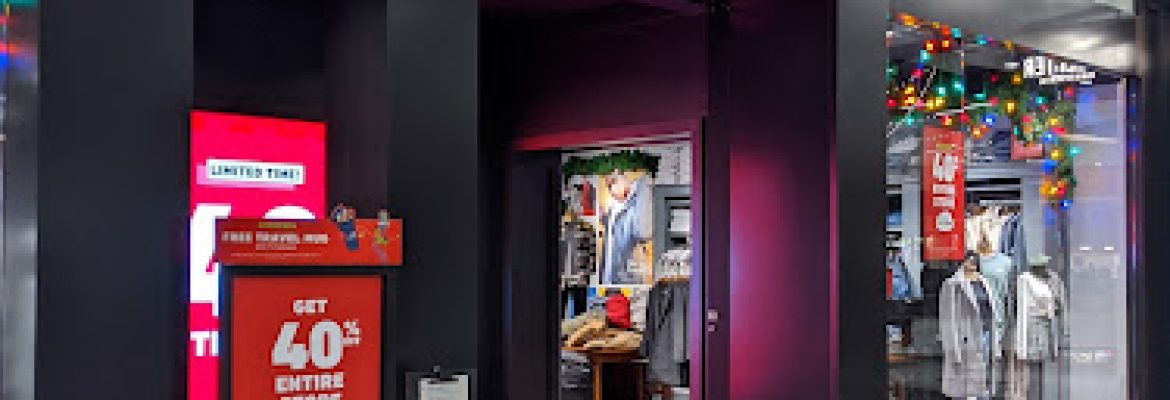 Hollister Co.