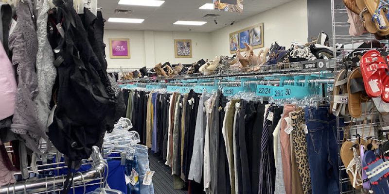 Plato’s Closet South Windsor