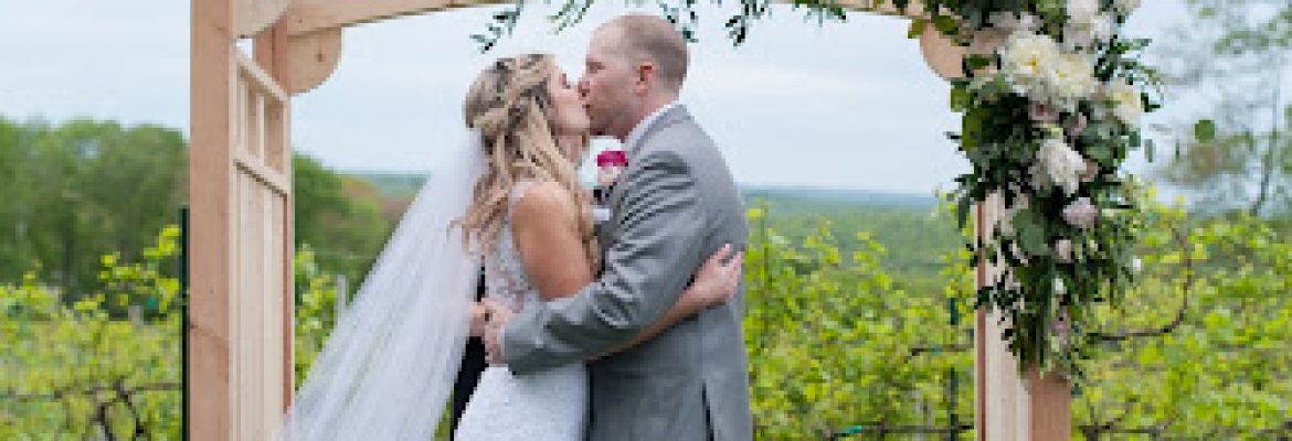 Weddings and Events at Priam Vineyards