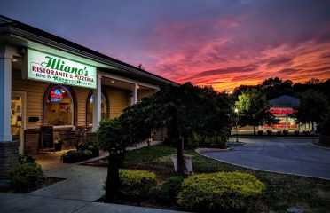 Illiano’s Restaurant-Pizzeria of Meriden