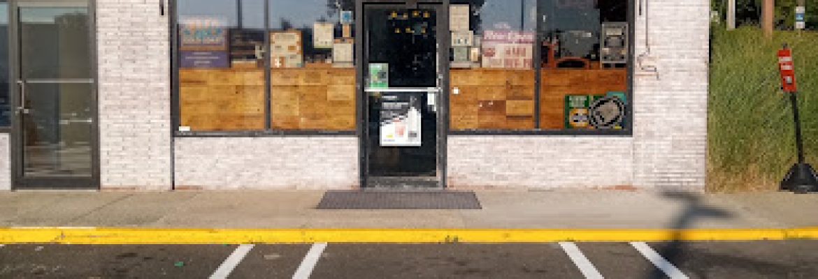 Val’s Putnam Wines & Liquors