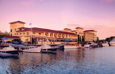 Delamar Greenwich Harbor