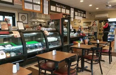 Steve’s Bagels (150 Center St)