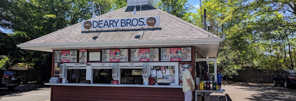 Deary Brothers Mike’s Stand