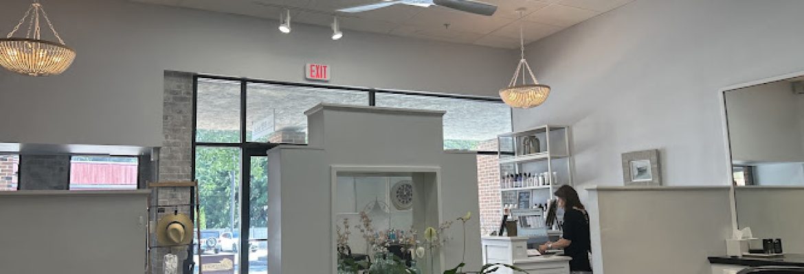 Salon 293 east