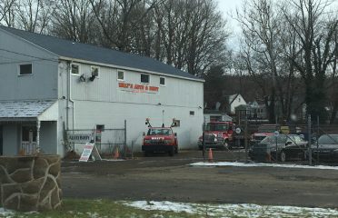 Walt’s Auto Body