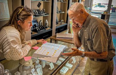 M.J. Thomas Jewelers