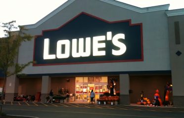 Lowe’s Garden Center