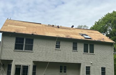 Medina’s Roofing