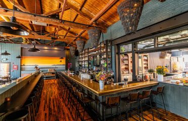 Milestone Restaurant – Food, Drink, Music – Mystic