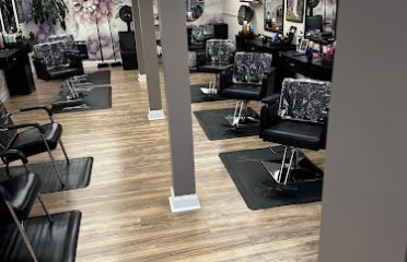 Shelly’s Hair Studio
