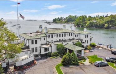 Indian Harbor Yacht Club