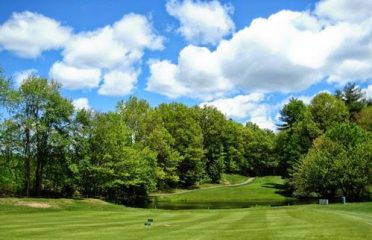 Farmington Woods Golf Club