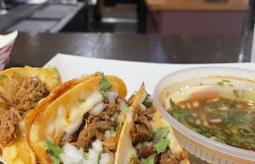 Sabores Mexicanos Taqueria Cantina