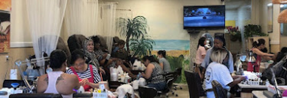 Tracey’s Nail Salon