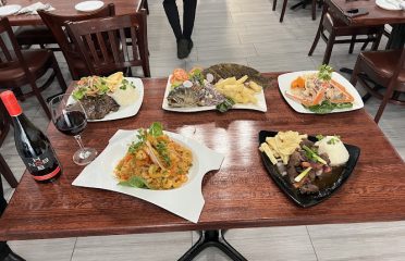 Minaya’s Peruvian Restaurant y Bar