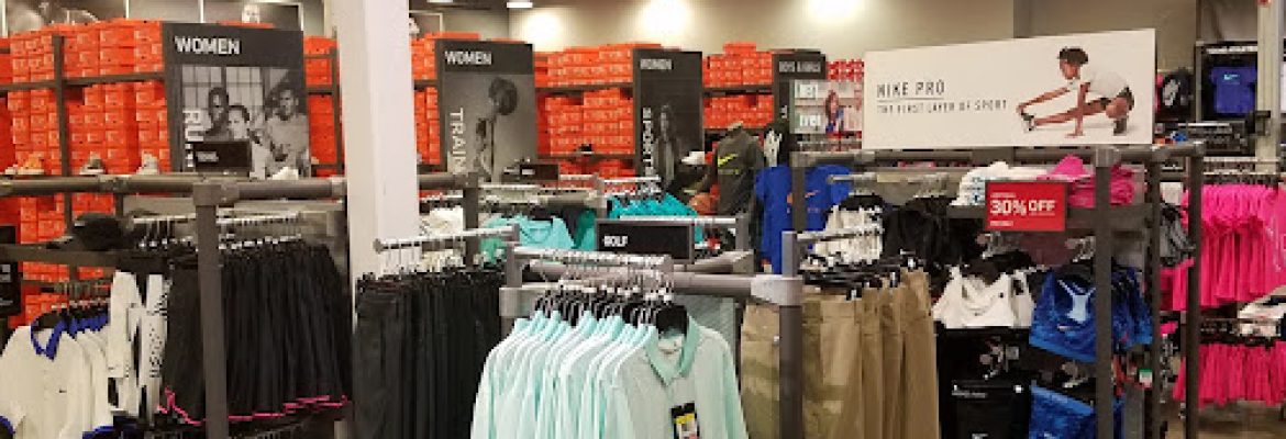 Nike Factory Store – Clinton