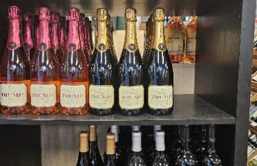 Woodbury Wine and Spirits