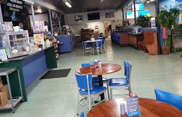 The Bridge Market Pizza & Deli
