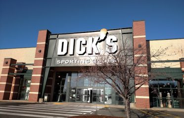 DICK’S Sporting Goods