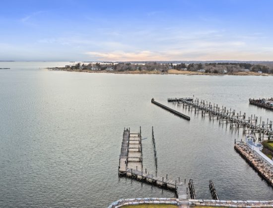 Elizabeth Johnstone Sales Advisor William Pitt Sotheby’s International Realty