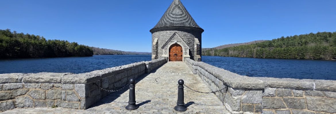 Saville Dam Parking