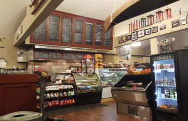 Redding Ridge Market & Deli