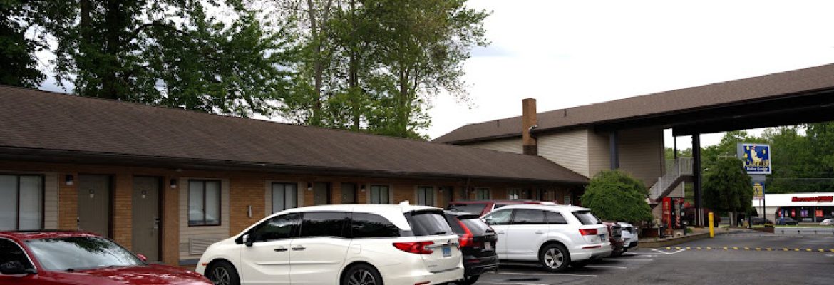 Carrier Motor Lodge