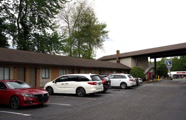Carrier Motor Lodge