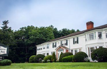 Blackberry River Inn