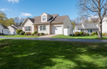 Dylan Walter with William Raveis Real Estate