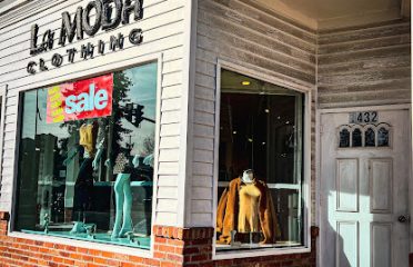 La Moda Fashions