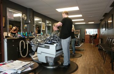 Constitution Plaza Barber Shop