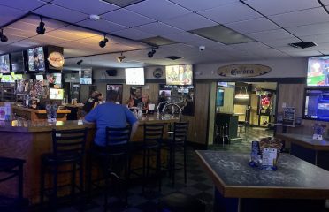Elmer’s Place & Great Oak’s Restaurant
