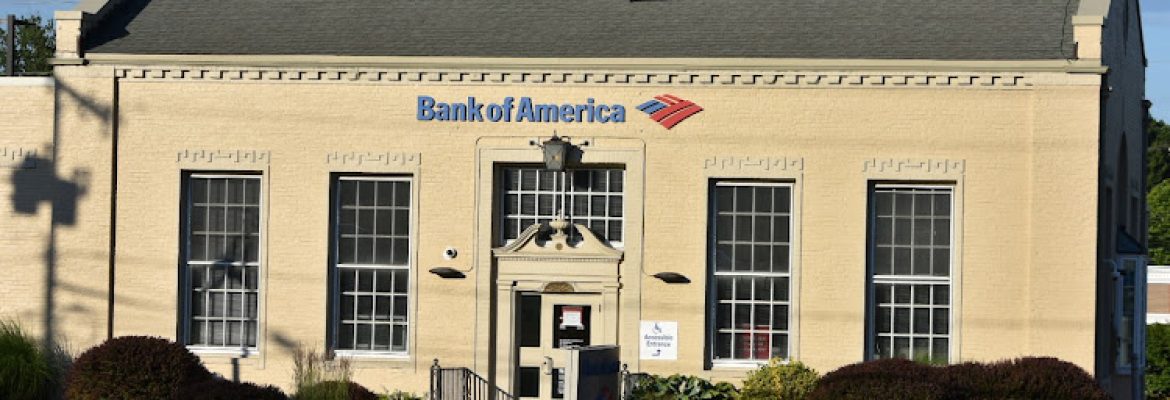 Bank of America (with Drive-thru ATM)