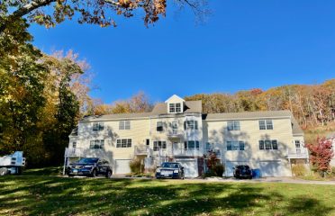 The Hills at River View – Townhouse Apartments