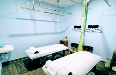 Aroma Body & Foot Massage -West Hartford