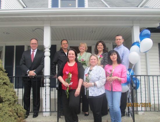 Donna Kuehn, Coldwell Banker Realty