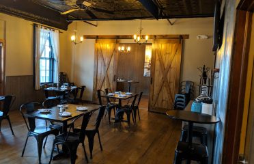 J Law Kitchen & Craft Bar