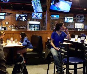 Arch II Sports Bar & Grill