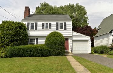 Diane Lanzilli, William Raveis Real Estate