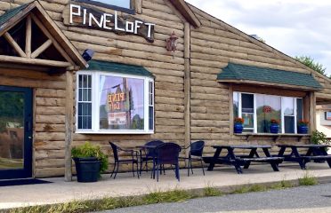 Pineloft Restaurant
