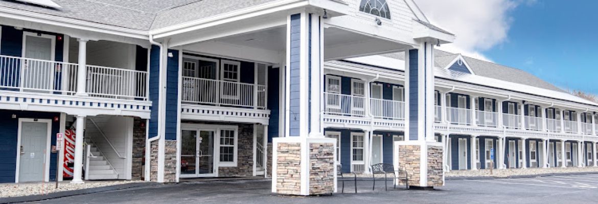 Hilltop Inn & Suites