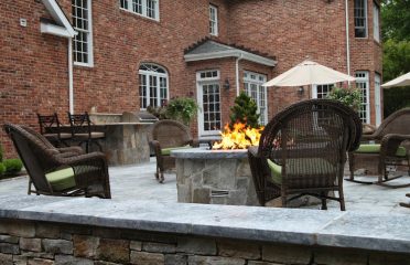 THE OUTDOOR KITCHEN DESIGN STORE by Preferred Properties