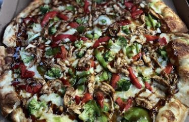 Big Y Pizza Shop (8:30 last pizza order)