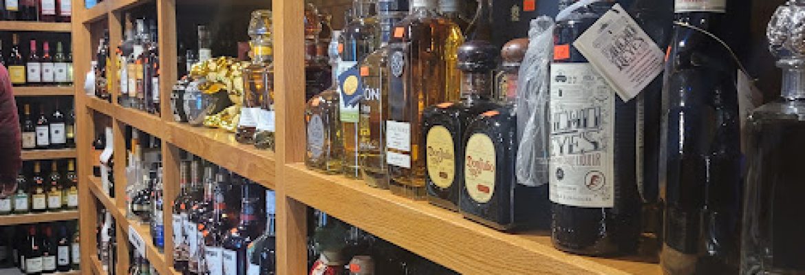 Hydeville package store